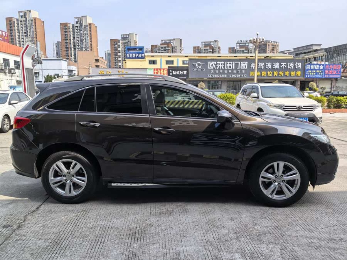 謳歌 RDX  2013款 3.0L 兩驅(qū)精英版圖片