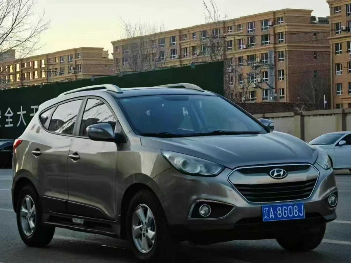 現(xiàn)代 ix35  2013款 2.0 GL 兩驅(qū)舒適型圖片