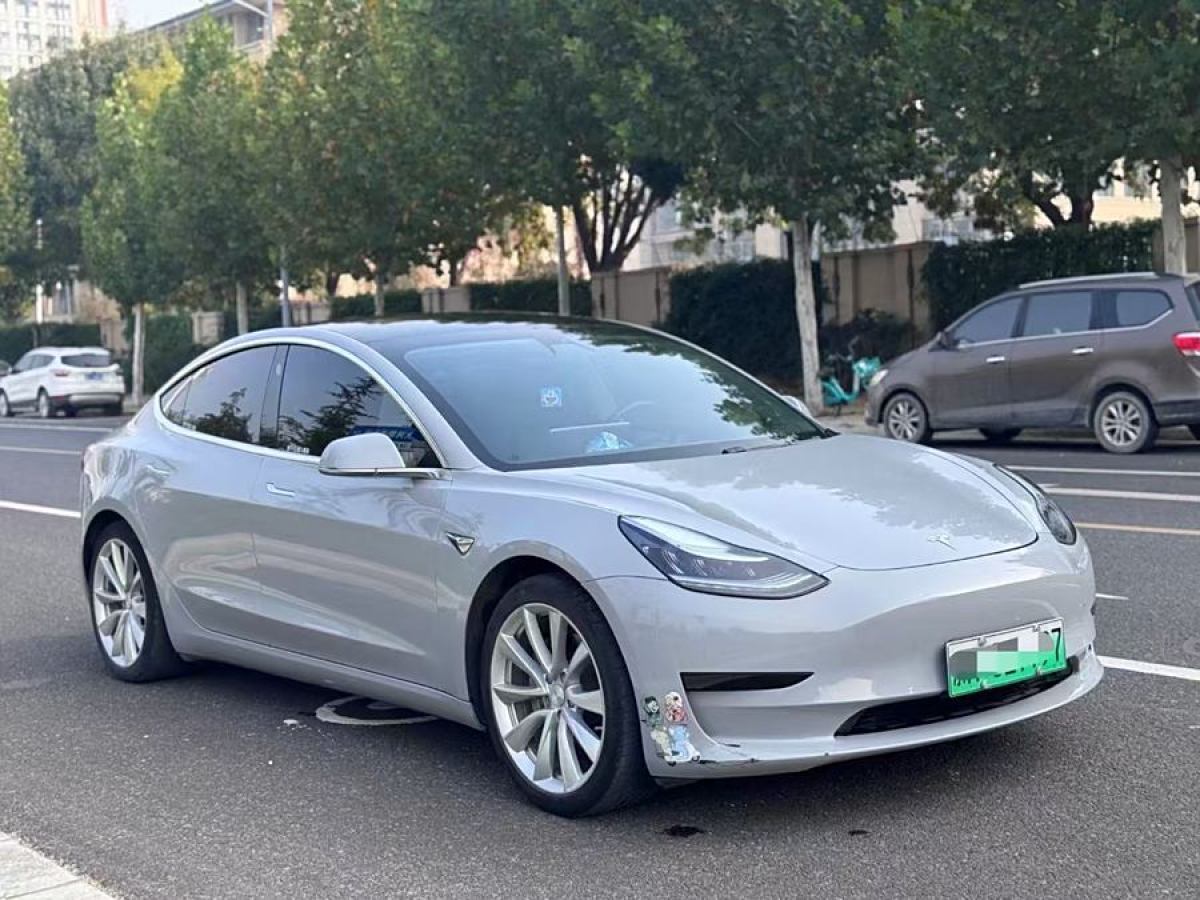 特斯拉 Model Y  2021款 改款 標(biāo)準(zhǔn)續(xù)航后驅(qū)升級(jí)版圖片