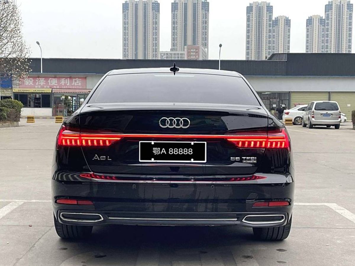 奧迪 奧迪A6L  2021款 45 TFSI quattro 臻選動(dòng)感型圖片