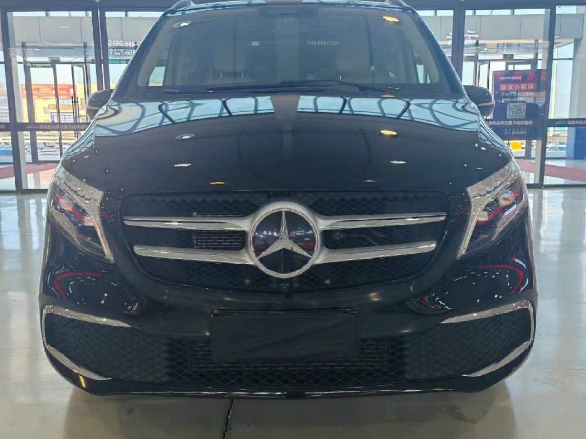 奔馳 V級  2022款 V 260 L 長軸距尊貴版圖片