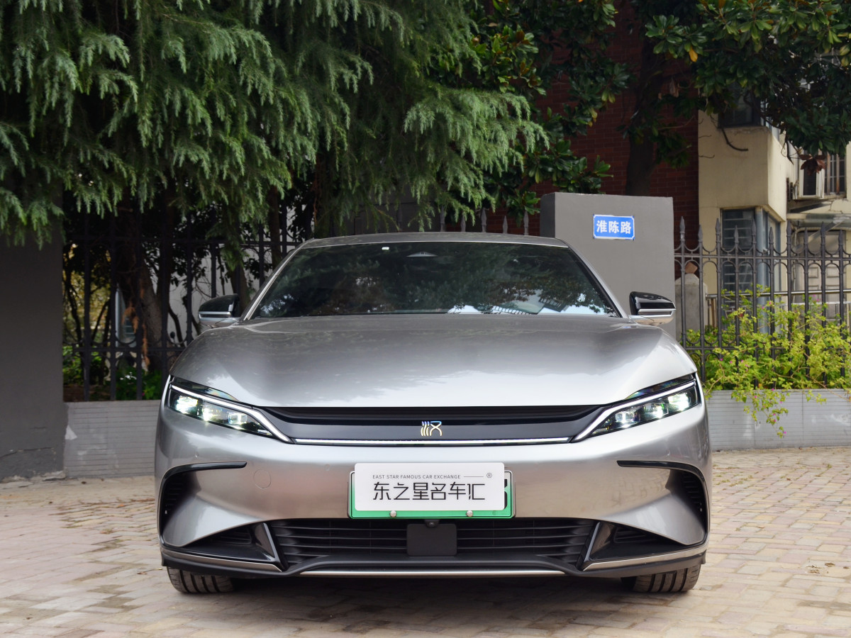 2022年6月比亞迪 漢  2022款 EV 創(chuàng)世版 610KM四驅(qū)尊享型