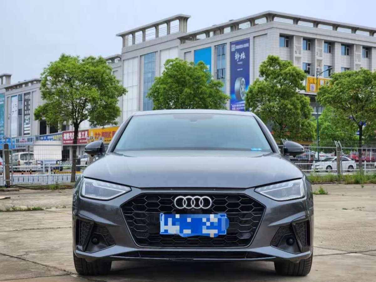 奧迪 奧迪A4L  2020款 40 TFSI 豪華動(dòng)感型圖片