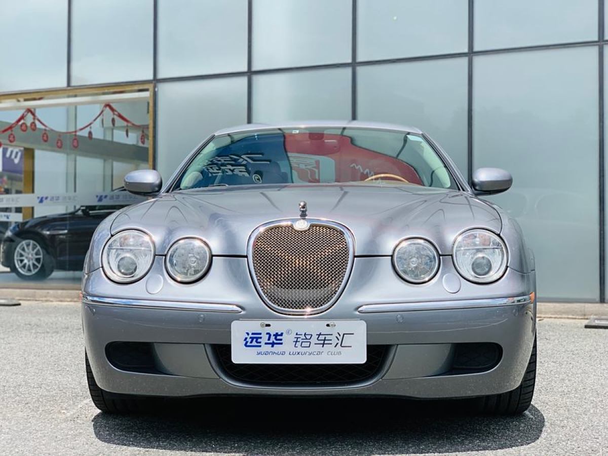 捷豹 S-Type  2007款 3.0標(biāo)準(zhǔn)型圖片