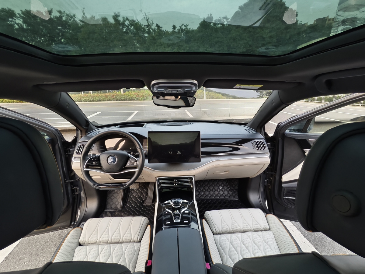比亞迪 唐新能源  2022款 EV 635km 四驅(qū)旗艦型圖片