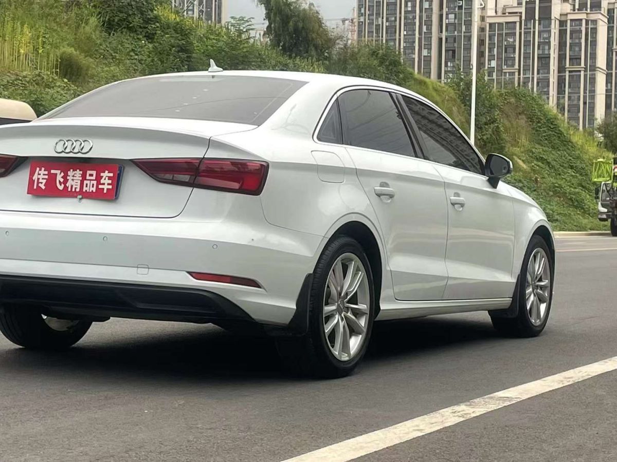 奧迪 奧迪A3  2018款 A3 1.4T 35TFSI Limousine時尚型圖片