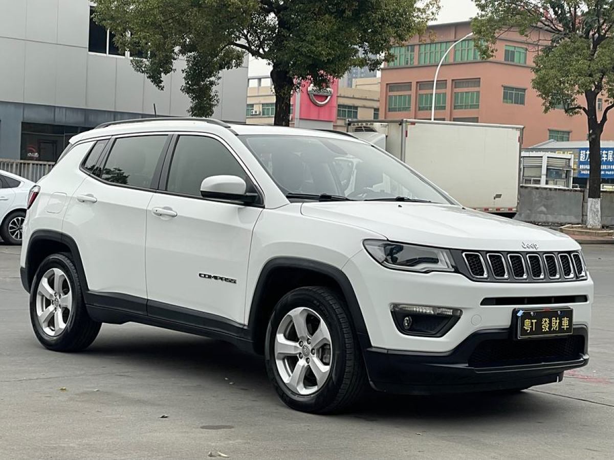 Jeep 指南者  2019款  220T 自動(dòng)家享版圖片