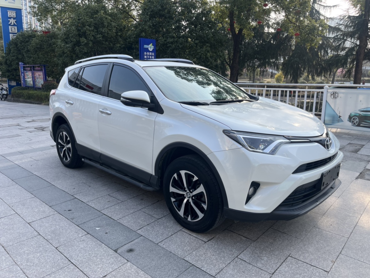 豐田 RAV4榮放  2019款 2.0L CVT兩驅(qū)風尚X限量版 國VI圖片