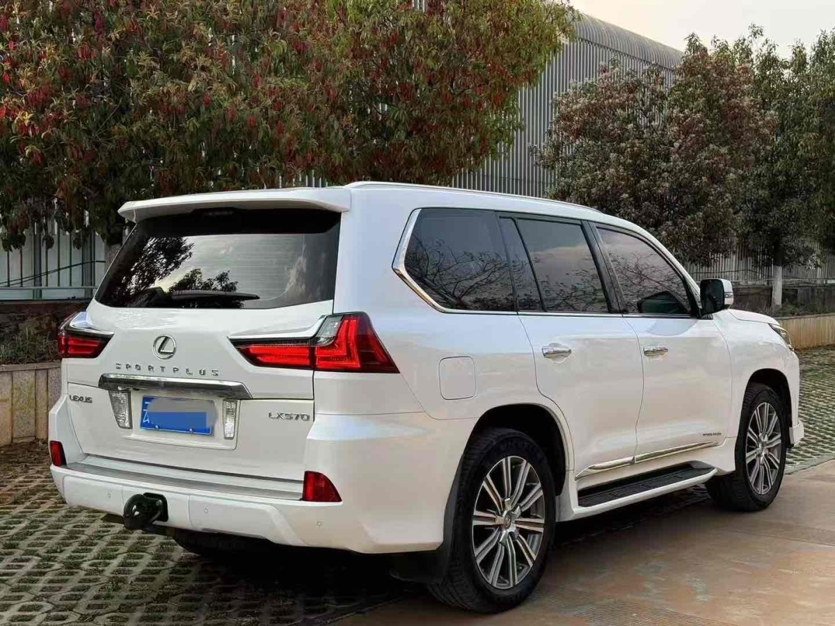 雷克薩斯 LX  2015款 LX570 中東版圖片