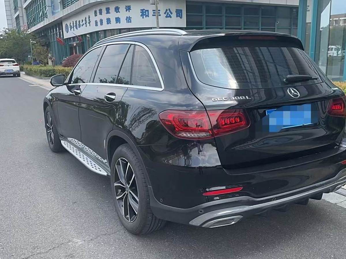 2019年9月奔馳 奔馳GLC  2018款 改款 GLC 300 4MATIC 動感型