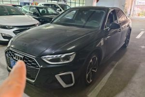 奧迪A4L 奧迪 35 TFSI 時(shí)尚動(dòng)感型