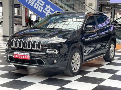 2016年7月 Jeep 自由光 2.4L 優(yōu)越版圖片