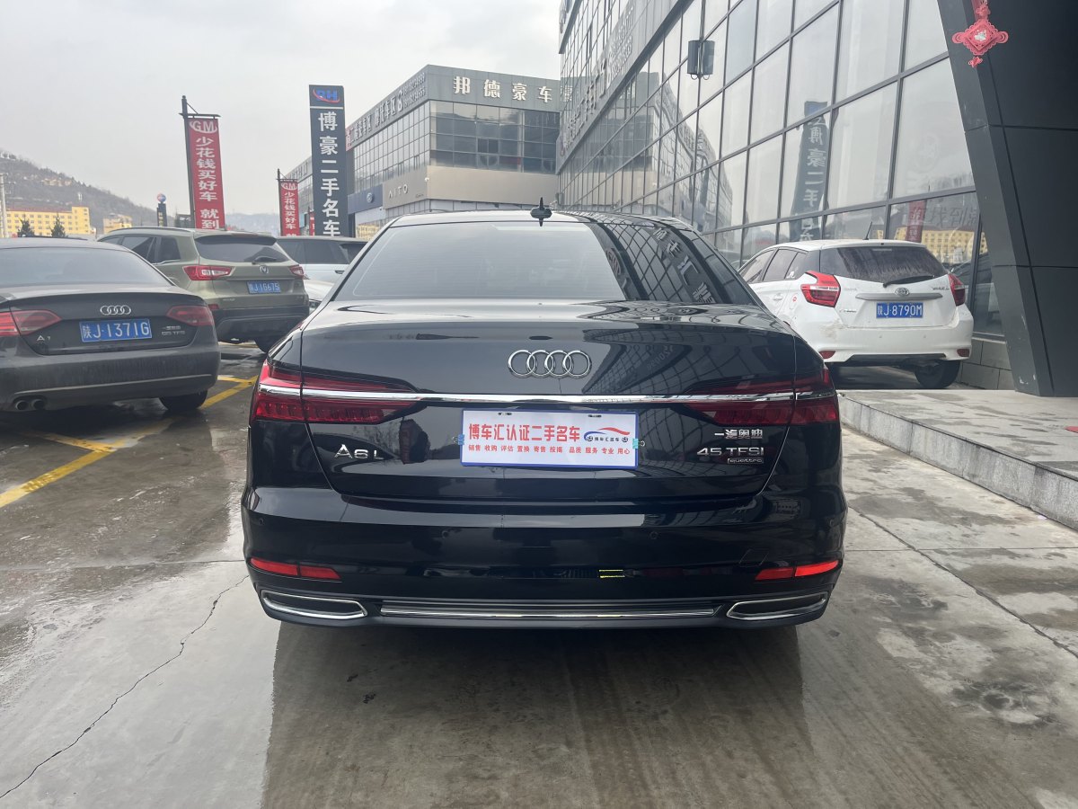 奧迪 奧迪A6L  2022款 45 TFSI quattro 臻選致雅型圖片