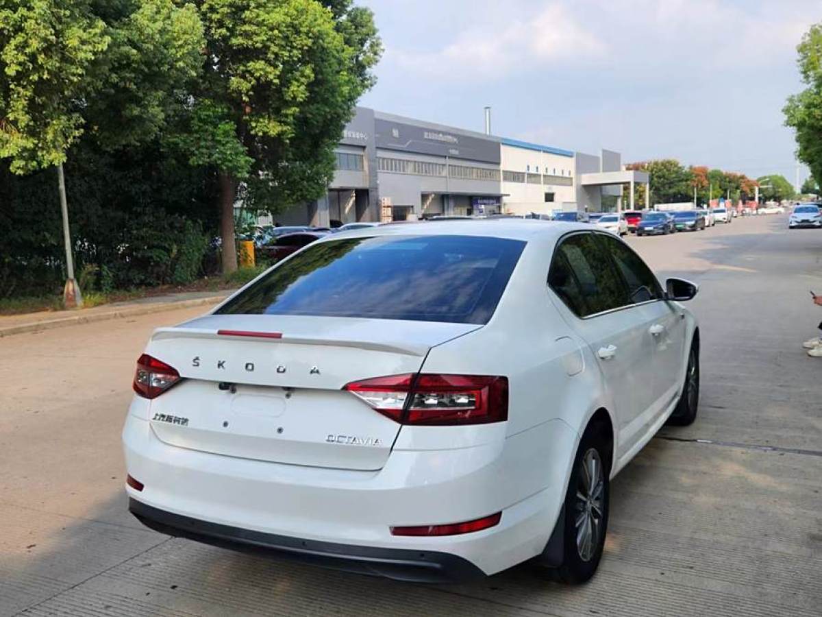 斯柯達(dá) 明銳  2018款 1.6L 自動舒適版圖片