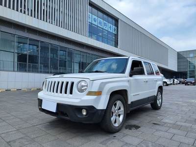 2014年5月 Jeep 自由客(進(jìn)口) 2.4L 蛇行珍藏版圖片