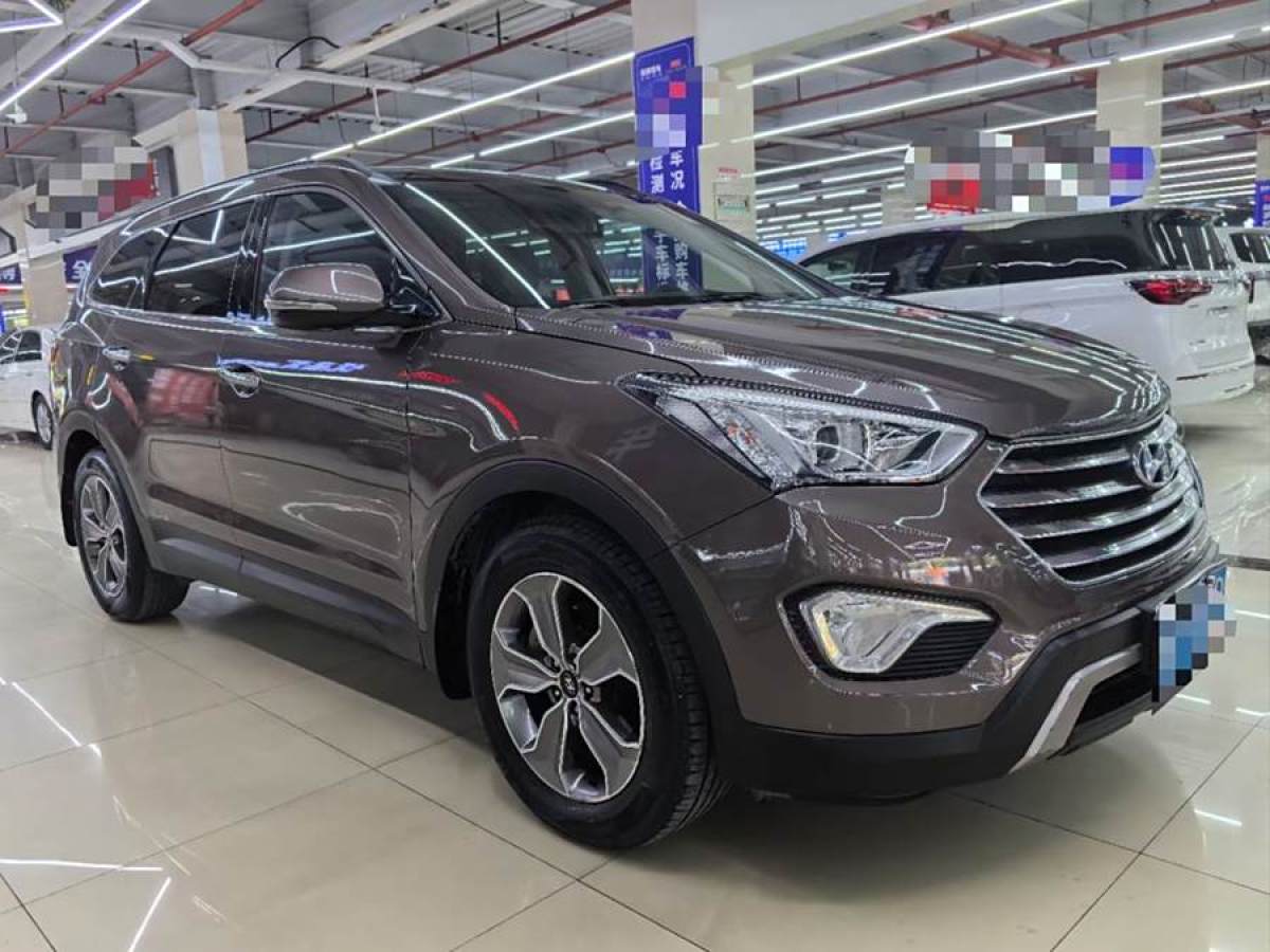 現(xiàn)代 格越  2013款 3.0L 7座四驅(qū)舒適版圖片