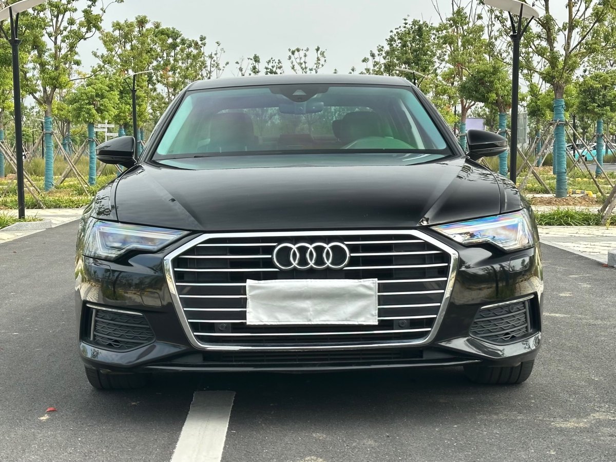 奧迪 奧迪A6L  2021款 45 TFSI 臻選動(dòng)感型圖片