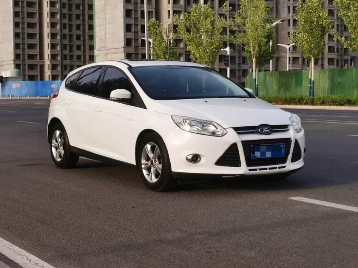 福特 福克斯  2012款 兩廂 1.6L 自動風尚型圖片