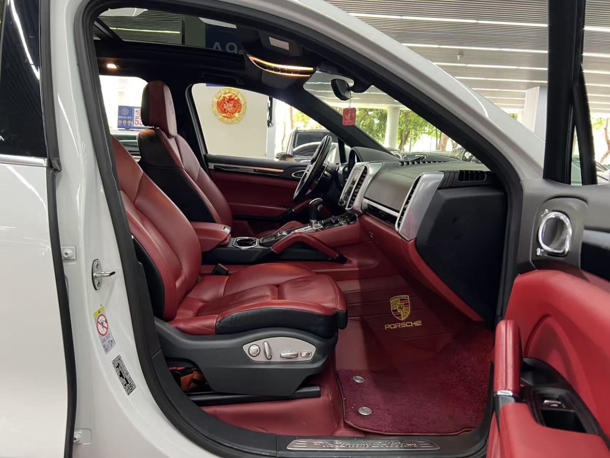 保時(shí)捷 Cayenne  2016款 Cayenne Platinum Edition 3.0T圖片