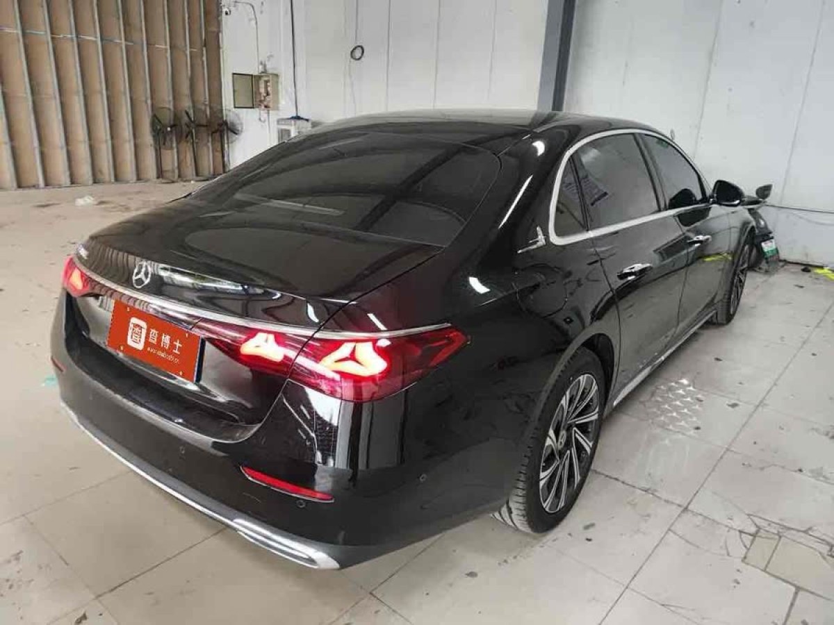 奔馳 奔馳E級(jí)  2025款 改款 E 300 L 豪華型圖片