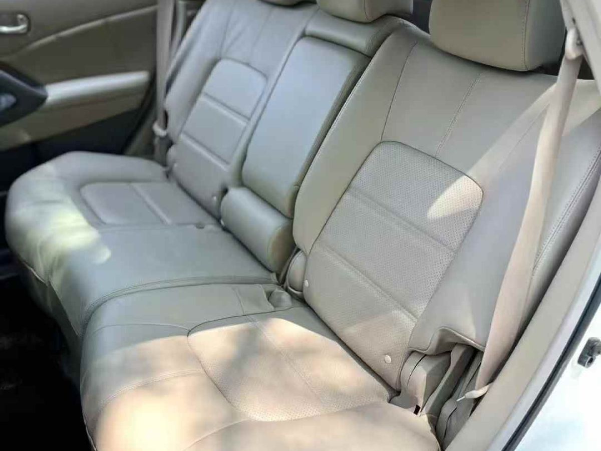 日產(chǎn) 樓蘭  2015款 2.5 S/C HEV XE 兩驅(qū)混動尊享版圖片