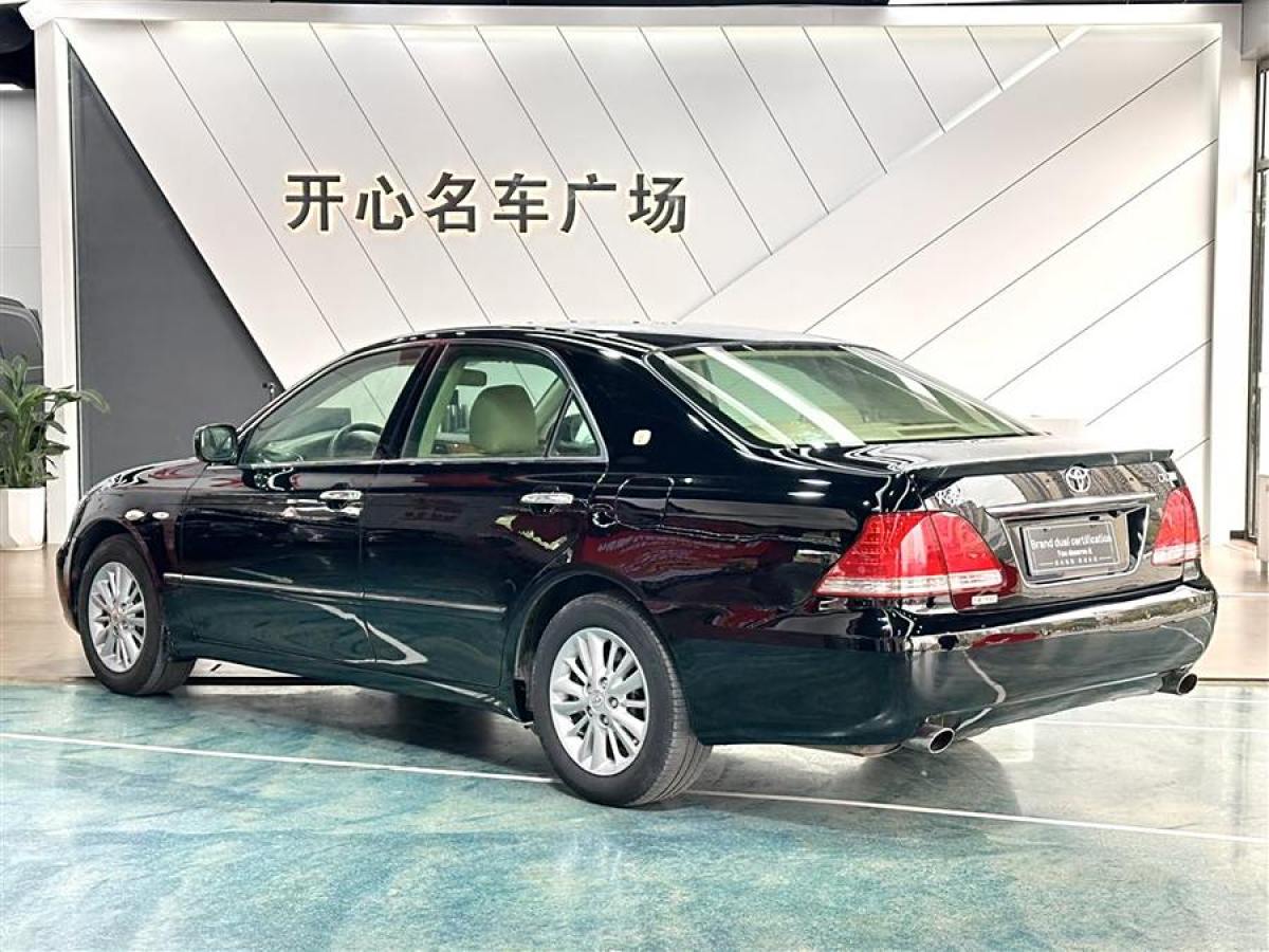 豐田 皇冠  2005款 3.0L Royal E圖片