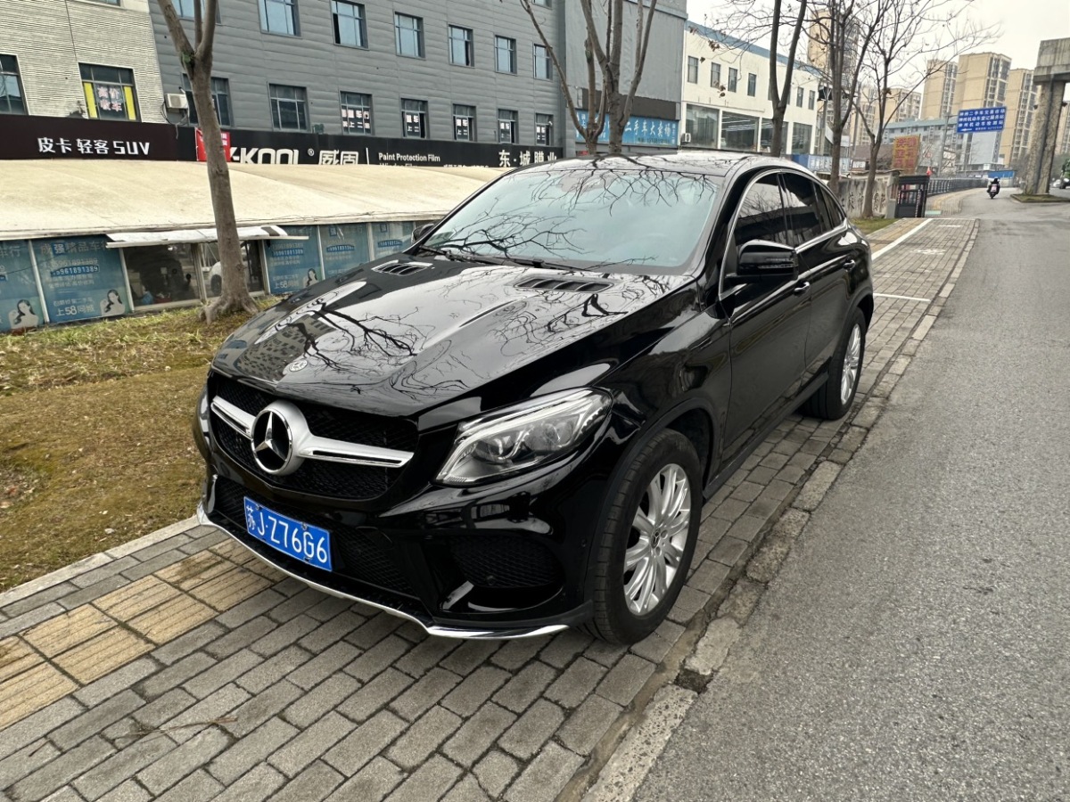 奔馳 奔馳GLE轎跑  2018款 GLE 320 4MATIC 轎跑SUV圖片