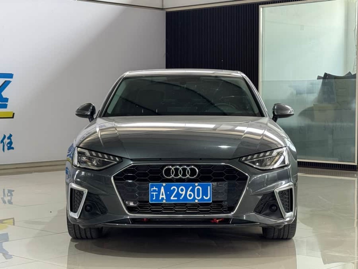 奧迪 奧迪A4L  2022款 40 TFSI 時尚動感型圖片