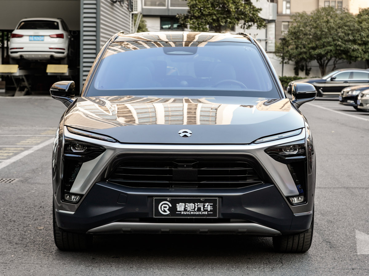 蔚來 ES8  2020款 415KM 基準(zhǔn)版 六座版圖片