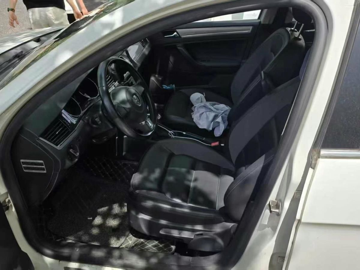 大眾 寶來  2015款 質(zhì)惠版 1.4TSI 自動Sportline圖片