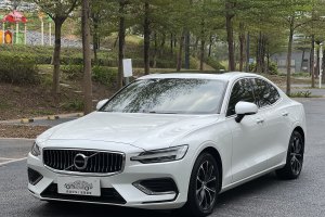 S60 沃尔沃 L 2.0T T4 智远版