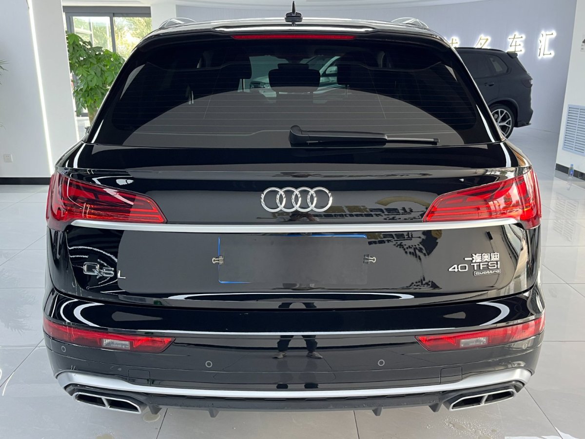 奧迪 Q5L  2018款 40TFSI 2.0T DCT榮享時尚型圖片