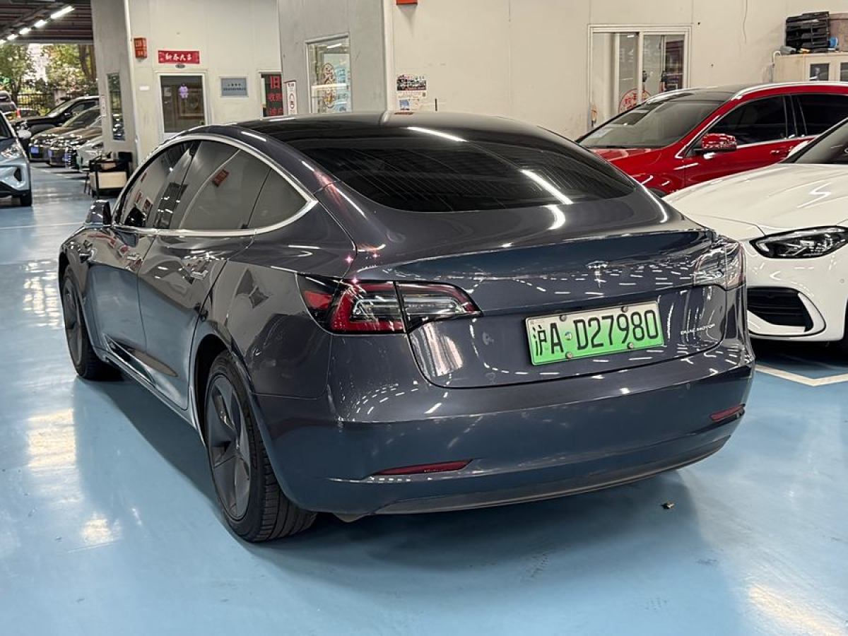 特斯拉 Model 3  2019款 長(zhǎng)續(xù)航全輪驅(qū)動(dòng)版圖片