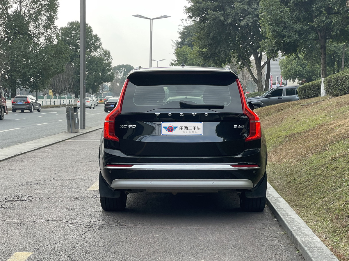 沃爾沃 XC90  2022款 B6 智逸豪華版 7座圖片