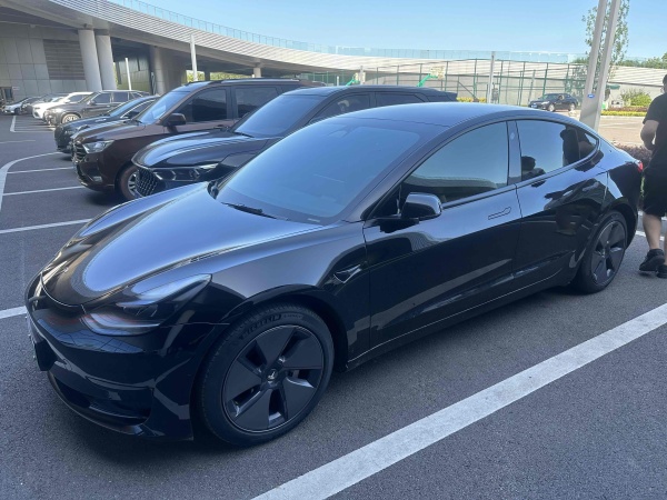 特斯拉 Model Y  2022款 改款 后轮驱动版