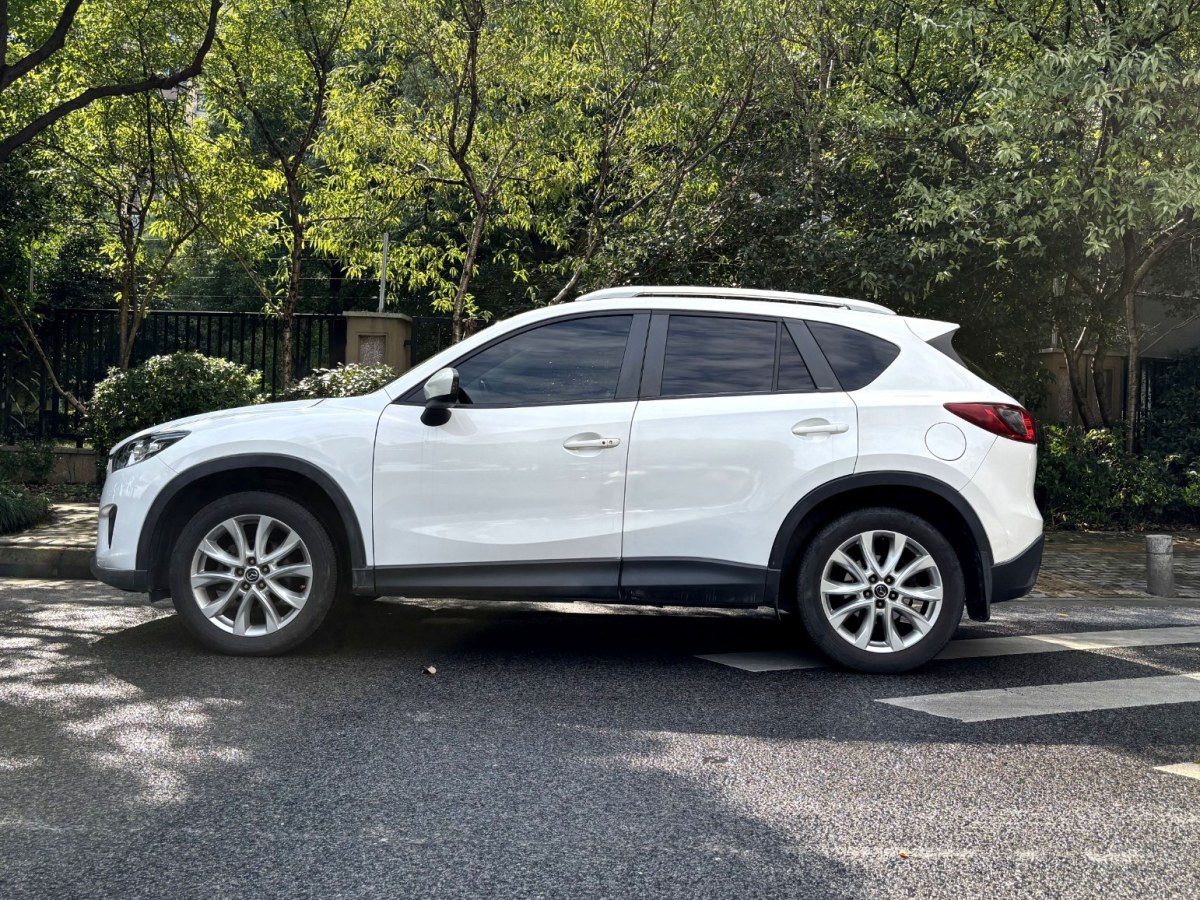 馬自達 CX-5  2013款 2.5L 自動四驅(qū)豪華型圖片