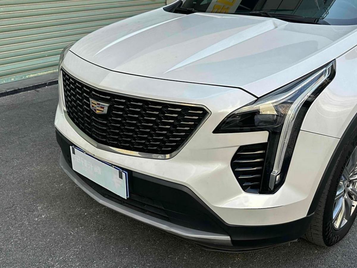 凱迪拉克 XT4  2018款 28T 四驅(qū)領(lǐng)先型圖片