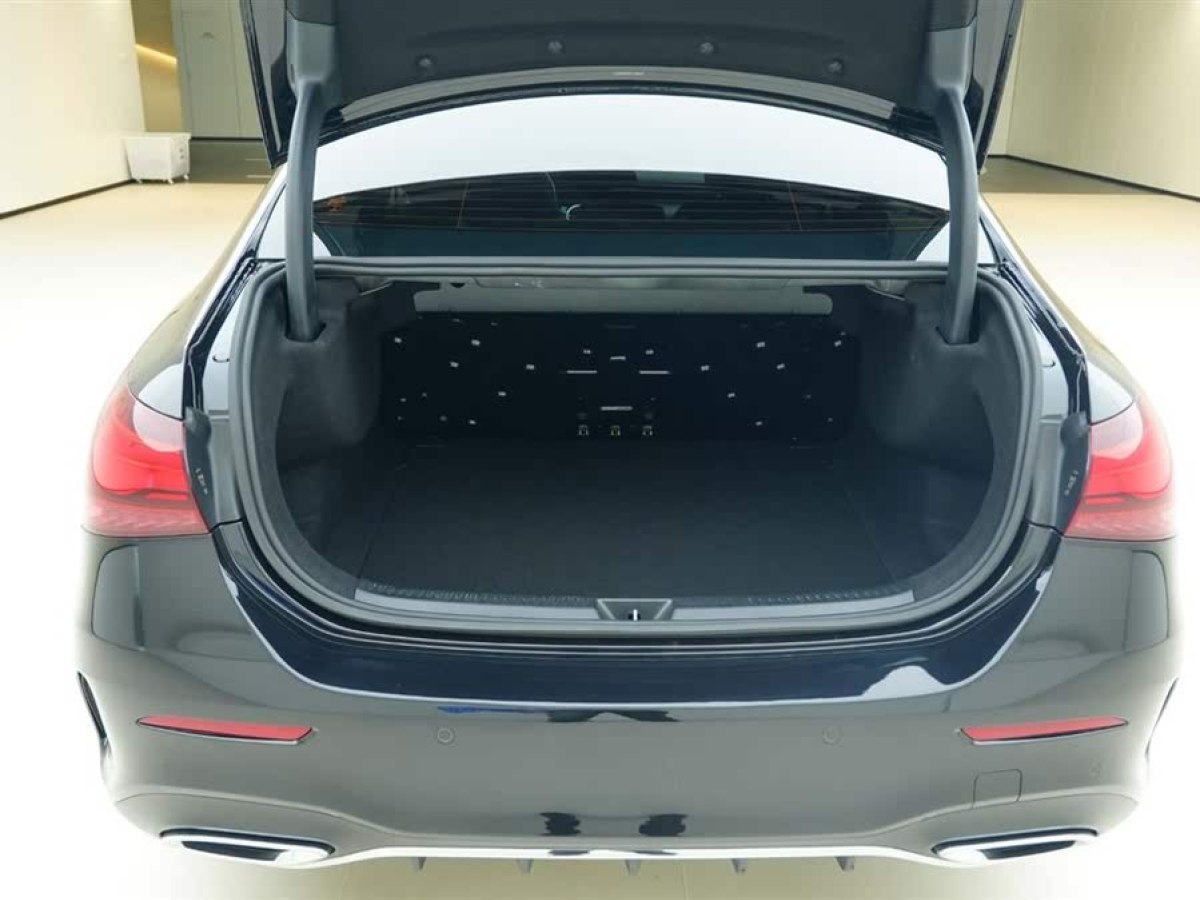 奔馳 奔馳A級  2023款 A 200 L 時尚型圖片