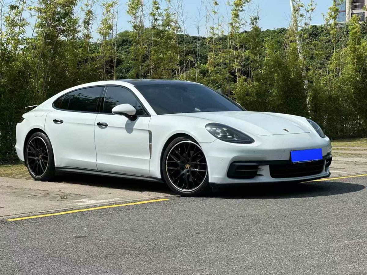 2020年1月保時捷 Panamera 