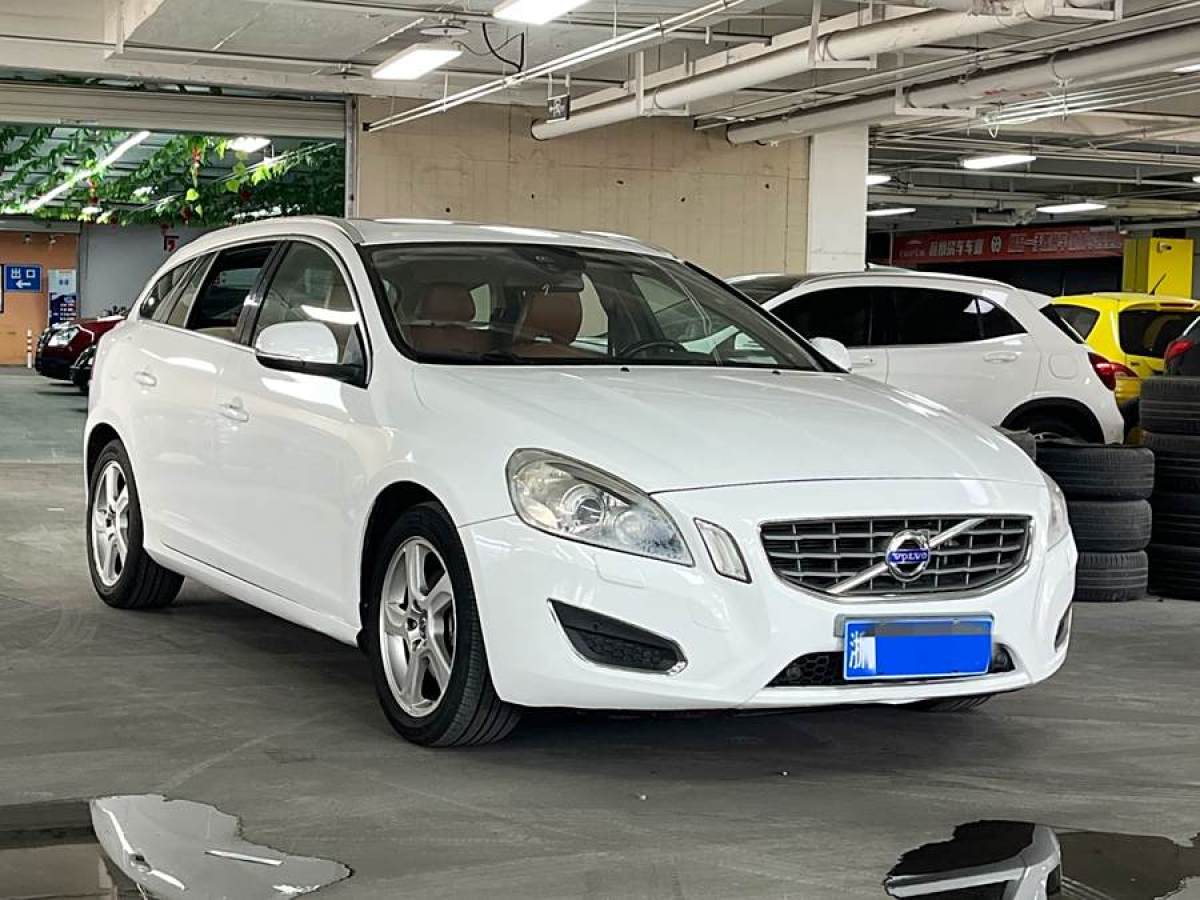 沃爾沃 V60  2013款 T5 舒適版圖片