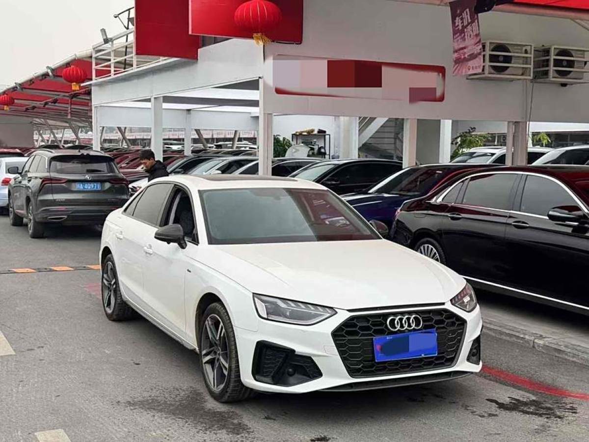 奧迪 奧迪A4L  2022款 40 TFSI 豪華動感型圖片