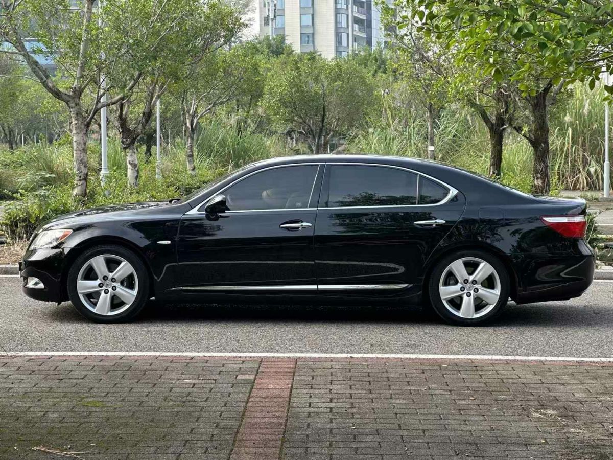 雷克薩斯 LS  2007款 600hL 尊貴版圖片