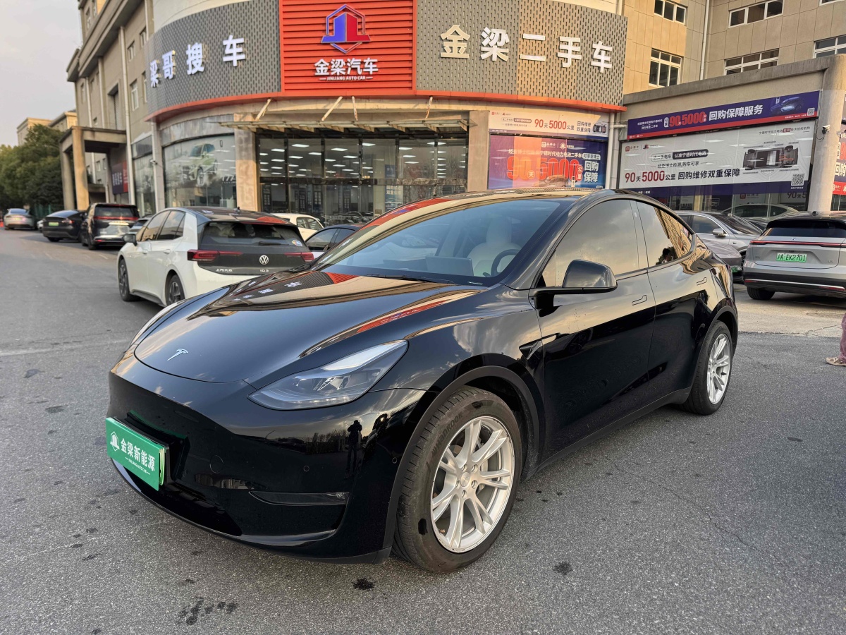 2021年9月特斯拉 Model 3  2021款 改款 標(biāo)準(zhǔn)續(xù)航后驅(qū)升級(jí)版