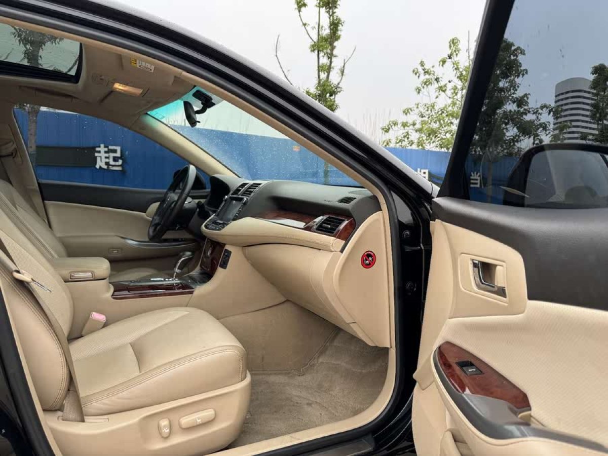 豐田 皇冠  2012款 2.5L Royal 真皮版圖片