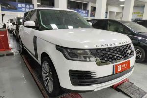 攬勝 路虎 3.0 V6 SC AB 尊崇創(chuàng)世加長(zhǎng)版