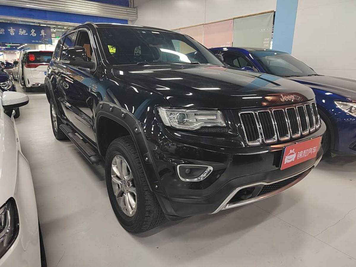 Jeep 大切諾基  2014款 3.6L 精英導(dǎo)航版圖片