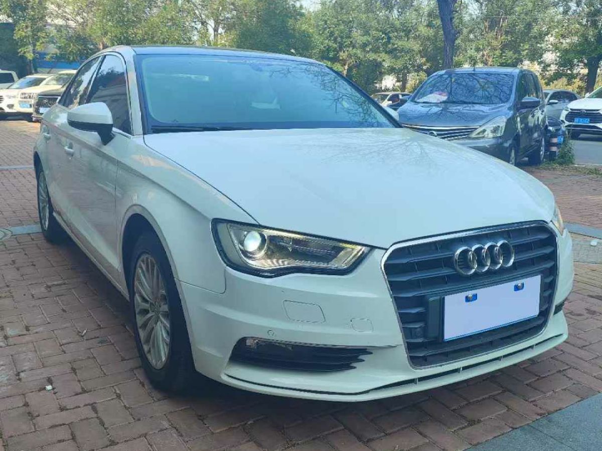 2017年1月奧迪 奧迪A3  2017款 Cabriolet 40 TFSI