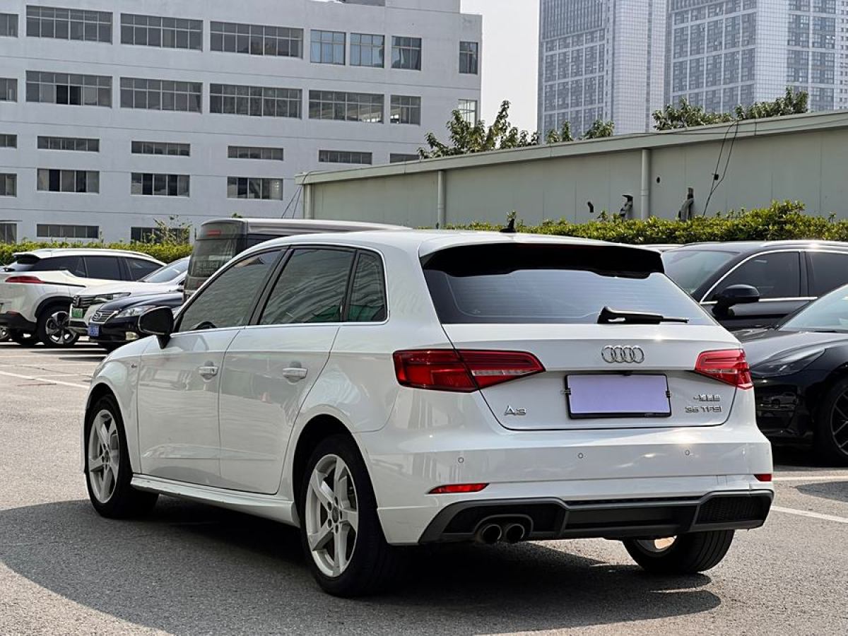 2019年4月奧迪 奧迪A3  2019款 Sportback 35 TFSI 運(yùn)動(dòng)型 國(guó)V