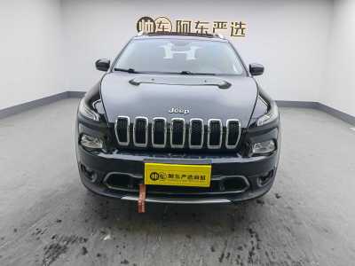 2016年12月 Jeep 自由光 2.4L 專業(yè)版圖片