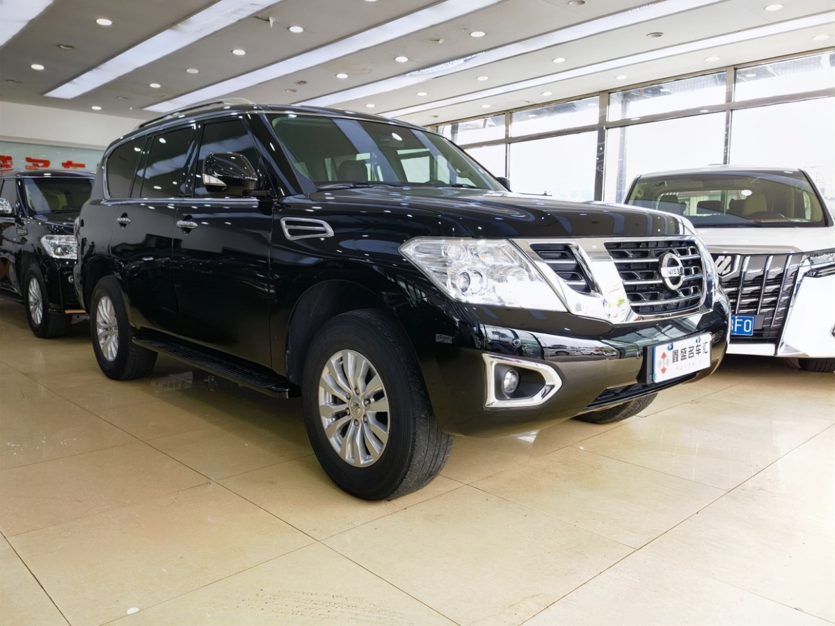 日產(chǎn) 途樂(lè)  2018款 4.0L 領(lǐng)英型圖片